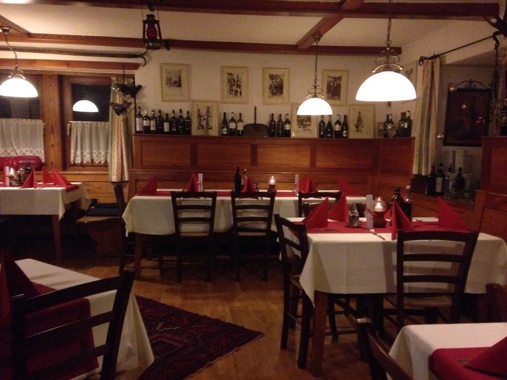 Mariahof Jera Am Furtnerteich Hotel-Ristorante&Relax מראה חיצוני תמונה